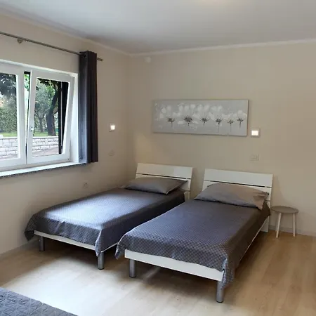 Prostorni In Udobni Apartmaji Sl - Spacious & Comfortable Sl Apartment