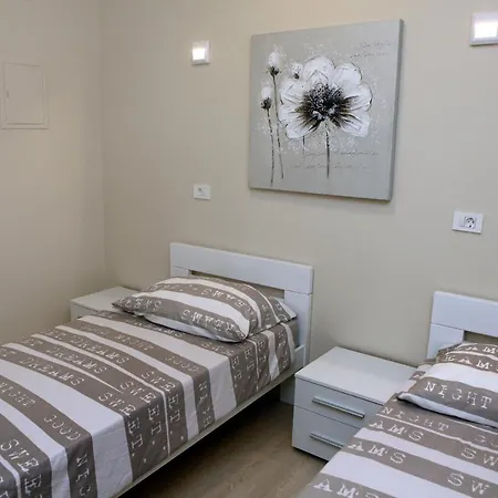 Spacious Sl Apartment