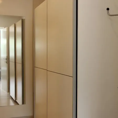 Spacious Sl Apartament *