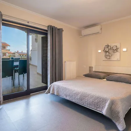 Prostorni In Udobni Apartmaji Sl - Spacious & Comfortable Sl Izola
