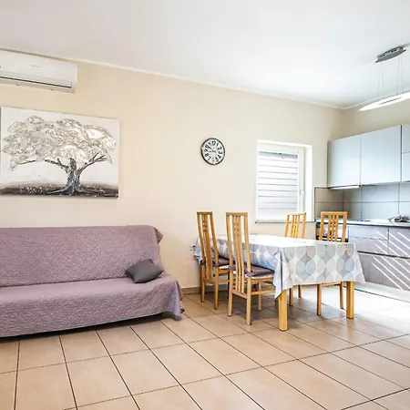 Prostorni In Udobni Apartmaji Sl - Spacious & Comfortable Sl