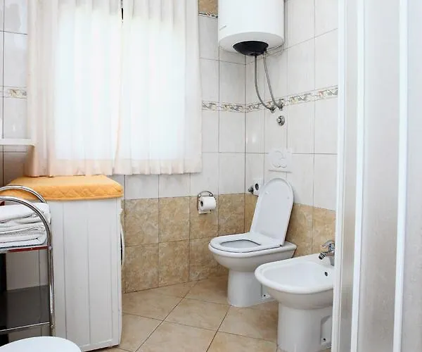 Spacious Sl 아파트 이졸라